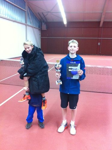 Noah Torrealba gewinnt Pro Team Tennis Academy Jugend Cup